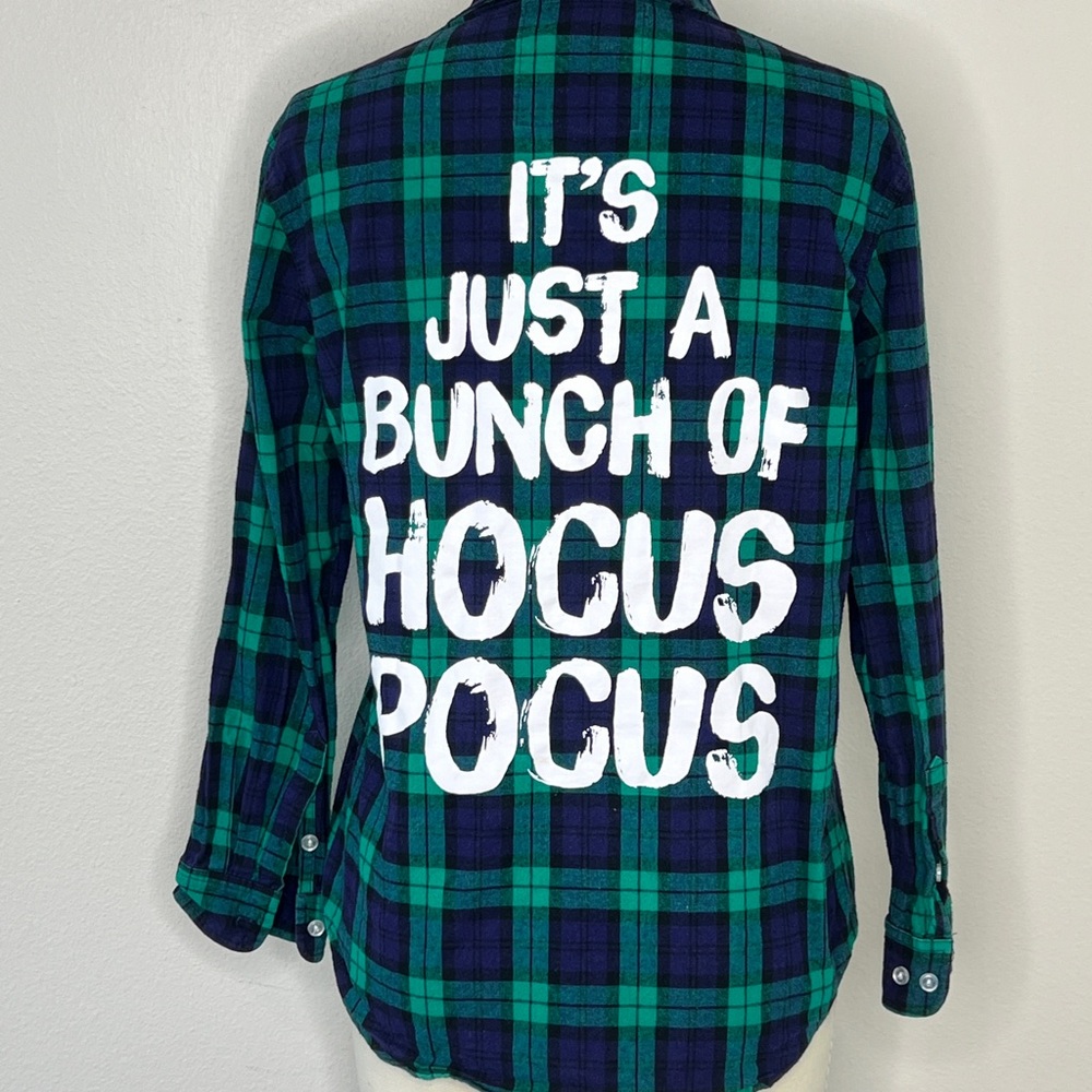 Cake Worthy Hocus Pocus Green Navy Plaid Button Down Shirt, Small